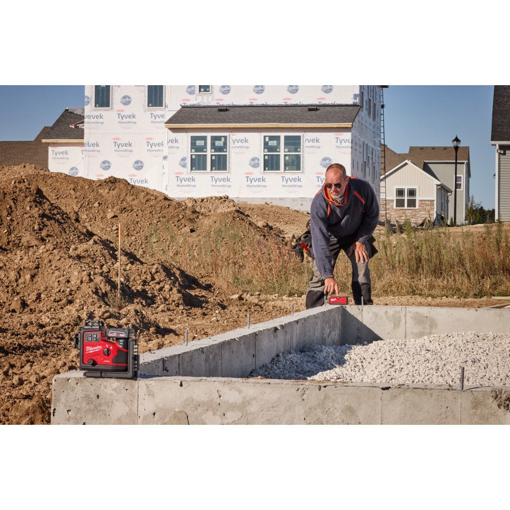 Milwaukee 3642-21 Tool M12 12-Volt Lithium-Ion Green 3-Plane Laser with 4.0Ah Battery, Automatic Alignment and Receiver