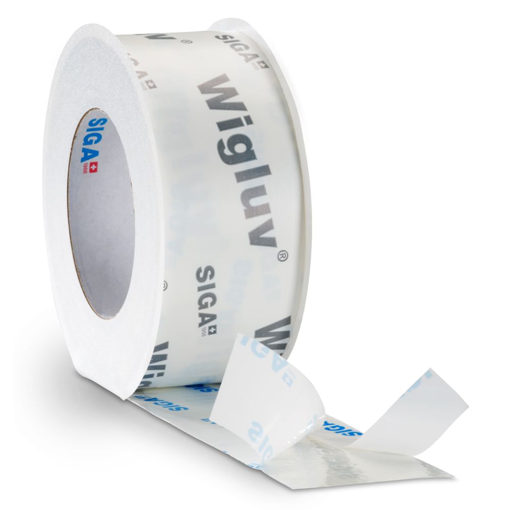 A single roll of Wigluv 20/40 window flashing tape, featuring a 20/40mm split-release liner and a rainproof white/grey printed exterior.